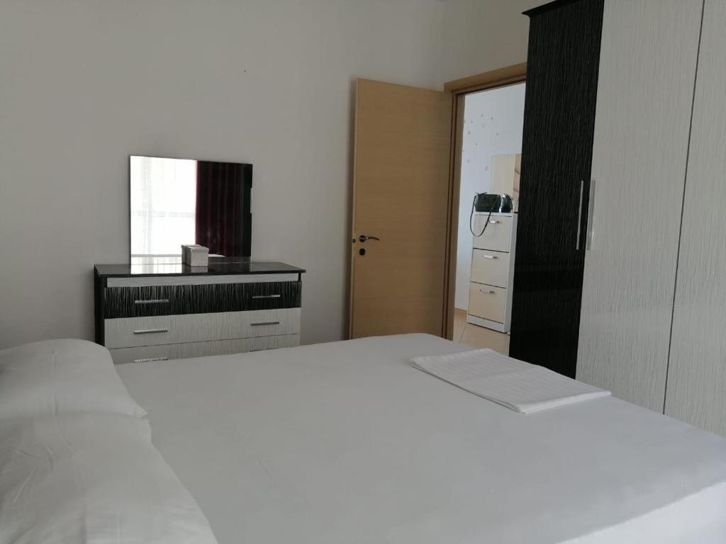 Bilal Golemi Sea View Apartment Sarande Luaran gambar